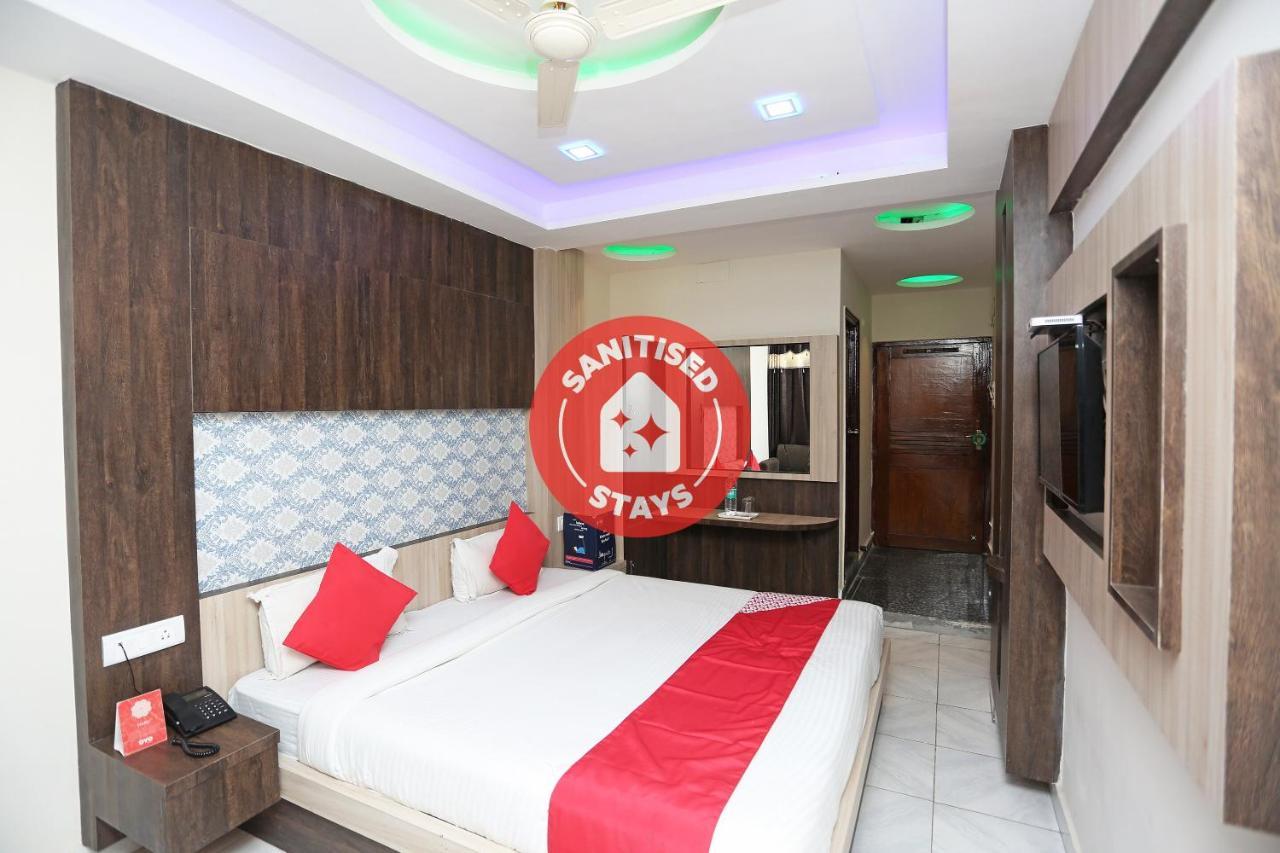קאנפור Oyo 4956 Hotel Maharaja Palace מראה חיצוני תמונה