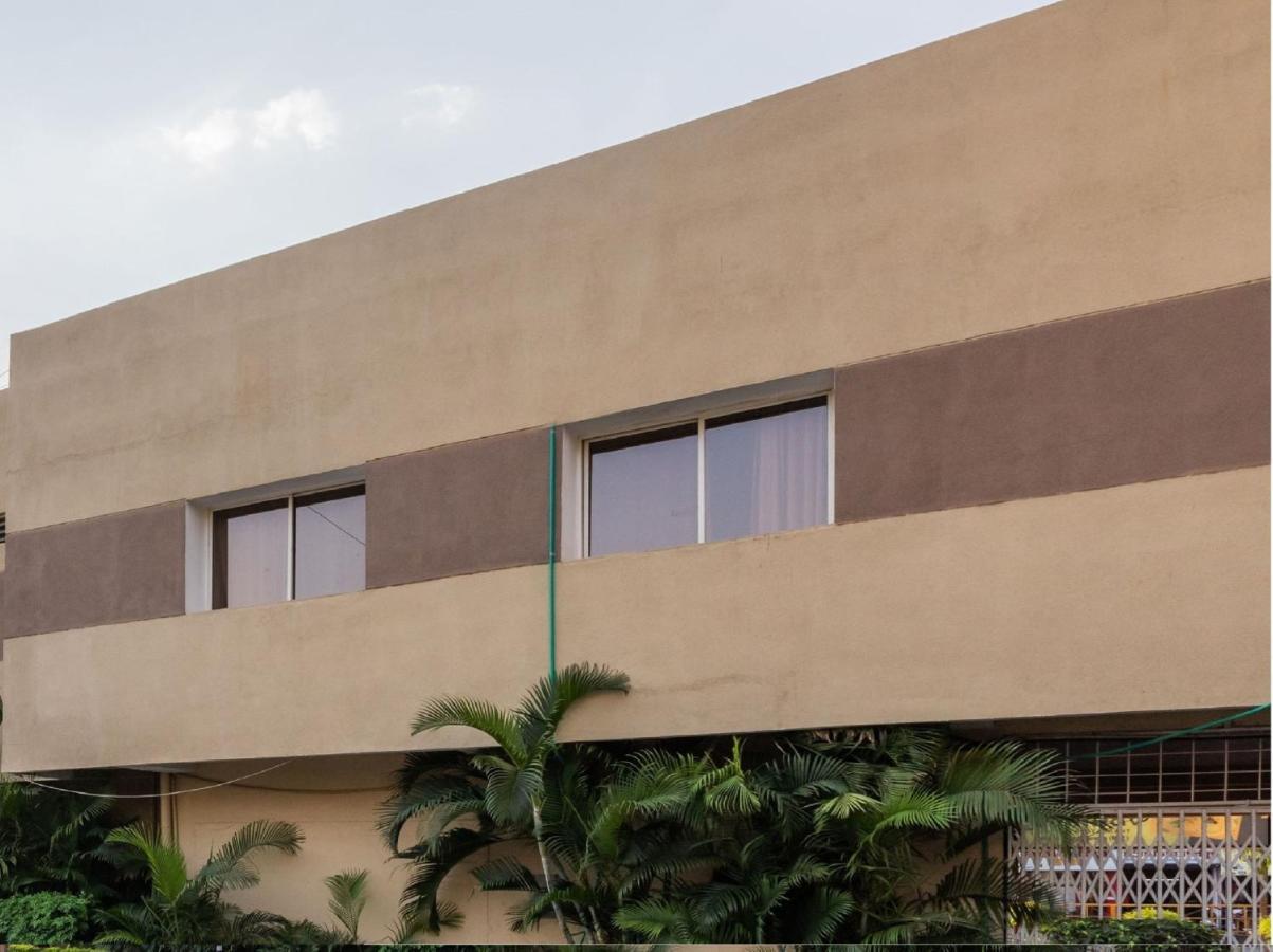 קאנפור Oyo 4956 Hotel Maharaja Palace מראה חיצוני תמונה