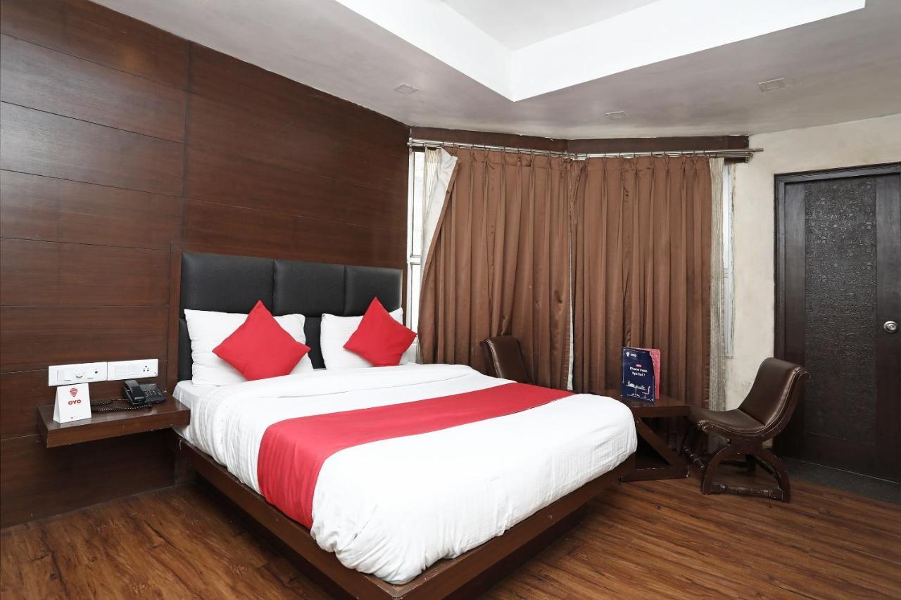 קאנפור Oyo 4956 Hotel Maharaja Palace מראה חיצוני תמונה