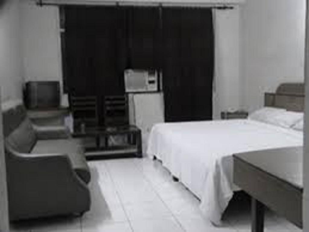 קאנפור Oyo 4956 Hotel Maharaja Palace מראה חיצוני תמונה